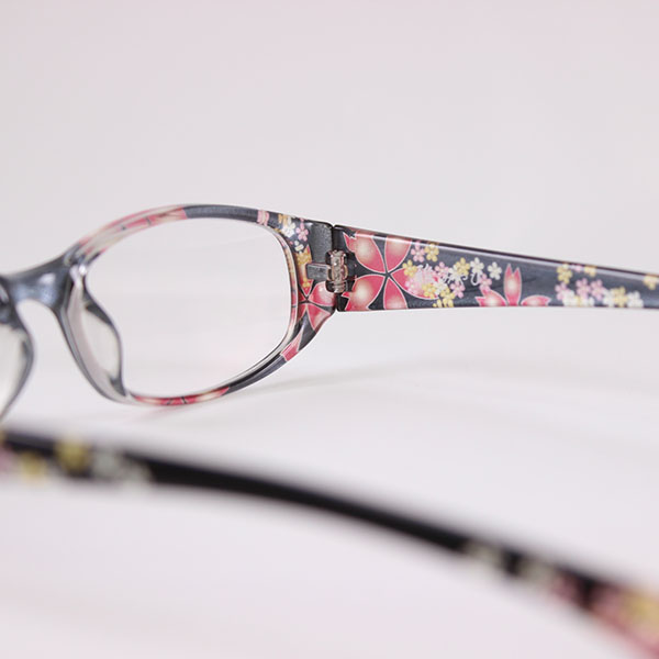 glass_1643_black