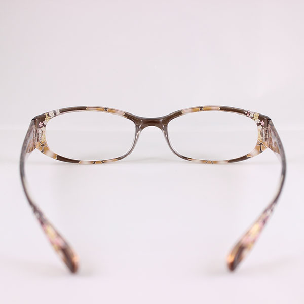 glass_1643_brown
