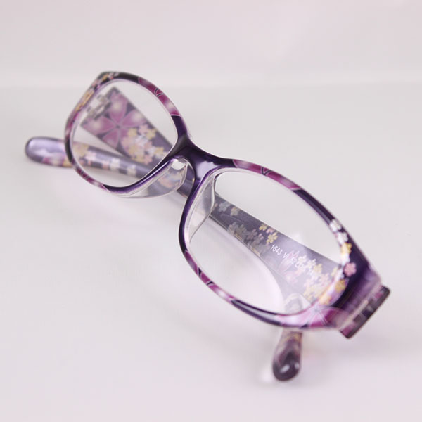 glass_1643_purple