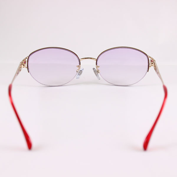 glass_J2299