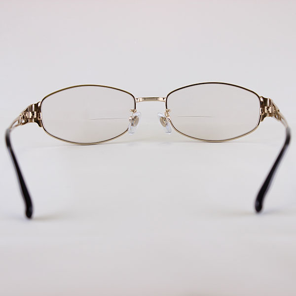 glass_J2306BYCHO