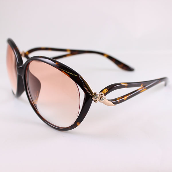 glass_J2312_brown